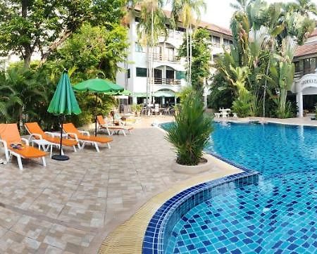 Oasis Rentals, Diana Estate, Pattaya Esterno foto
